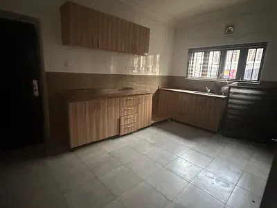 Massive 3 Bedroom Apartment