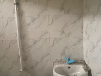 Newly Refurbished Roomself Directly on Tarred