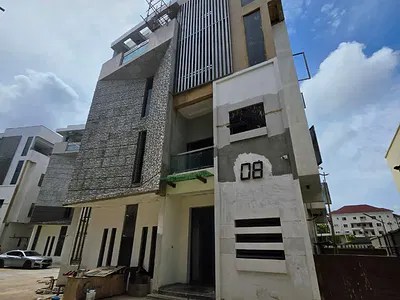 6 Bedroom Fully Detached Duplex with 2rooms BQ, All Rooms En-Suite, F