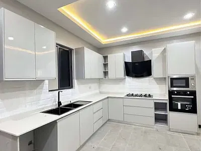 Luxury 4 Bedroom Maisonette
