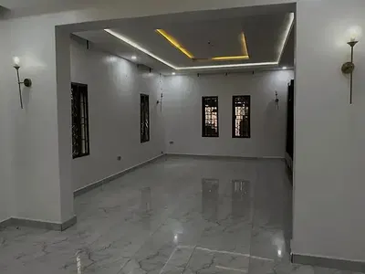 American Standard 6 Bedroom Duplex with Federal Light