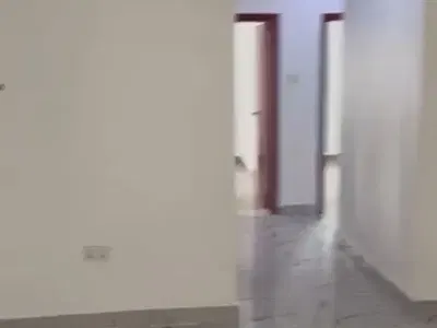 Distress 3 Bedroom Flat
