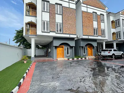 Spacious 4 Bedroom Terraced Duplex with Swimming Pool, Gym & BQ