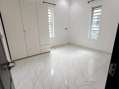 Semi Master Room Upstairs Shared Kitchen at Thomas Estate Ajah