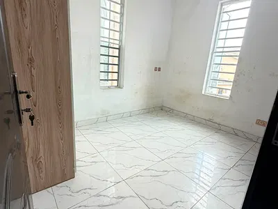 Semi Masters Bedroom Upstairs in a Shared Apartment Available for Rent