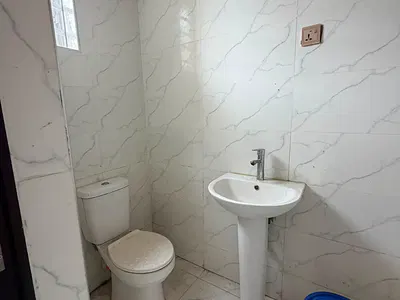 BQ with Personal Kitchen Location : Thomas Estate Ajah