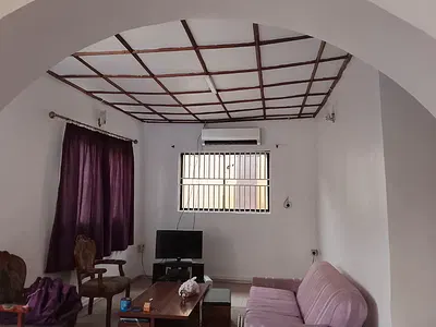 Nice 4bedroom Detached Bungalow in Yaba Lagos