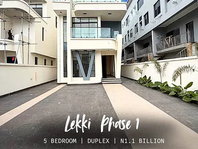 Luxury 5-Bedroom Fully Detached Smart Duplex