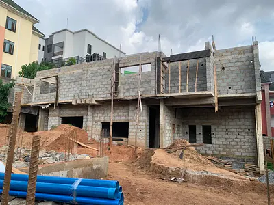 Luxury 5 Bedroom Semi-Detached Duplex