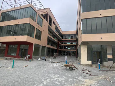 31SQM Shop Space Facing the Road