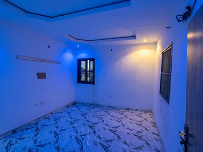 A Relatively Newly Built and Modern Mini Flat in an Estate
