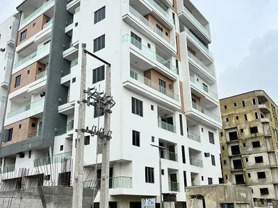 Grand 2 Bedroom Maisonette with BQ, Spacious Balcony & Elevator