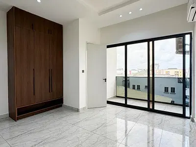 Luxury 3 Bed Maisonette