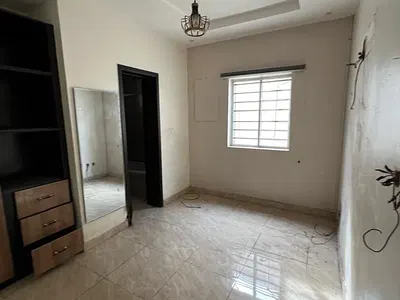 Single Room Apartment with Shared Kitchen, Good Water & Power Supply
