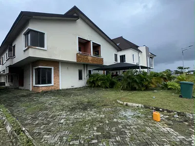 4 Bedroom Semi Detached Duplex with BQ
