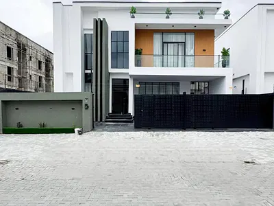 Newly Built 5 Bedroom Fully Detached Duplex with a BQ and Pool