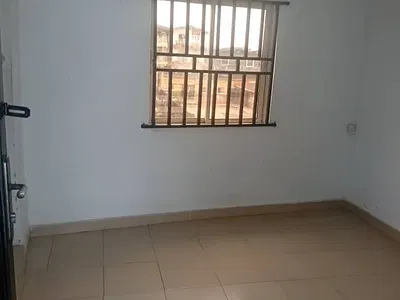 A Room Self Contain Upstairs