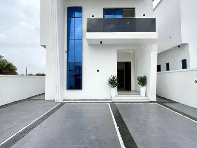 Luxury 5 Bedroom Detached Duplex with BQ and Pool