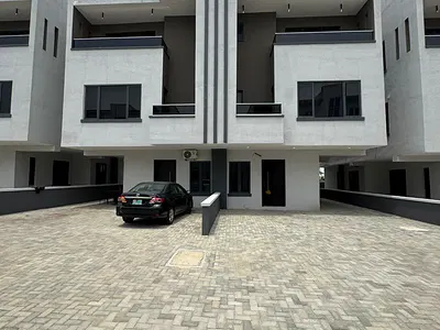 Fantastic Built 4 Bedroom Terrace Duplex with BQ, Pool and Gym