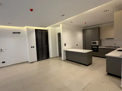 Luxury and Well Built 3 Bedroom Apartment with Ensuite BQ