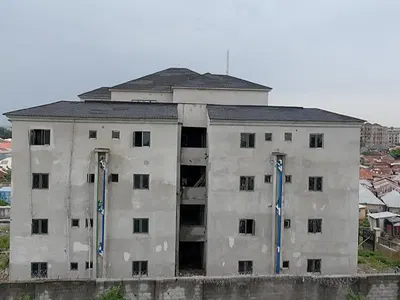 Spacious 3 Bedrooms Flat