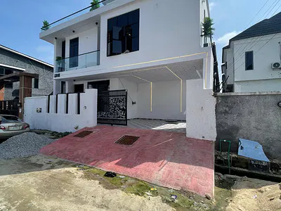 4 Bedroom Detached Duplex
