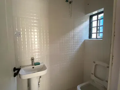 Studio Apartment Available
