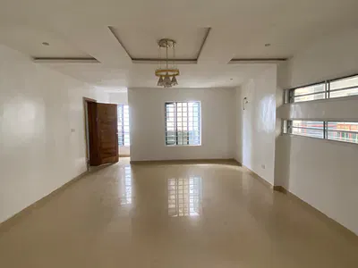 5 Bedroom