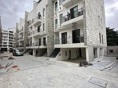 4 Bedroom Terrace with Rooftop Swimming Pool, Gym, Elevator and BQ