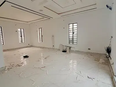 5 Bedroom Detached Duplex