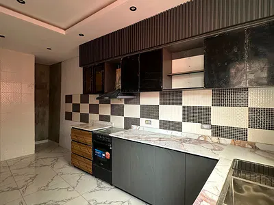 Contemporary 2 Bedroom Apartment