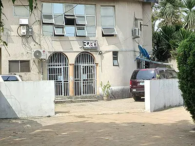 312SQM on Blocks of Flat Inside Mini Estate at Maryland . Aina Eleko S