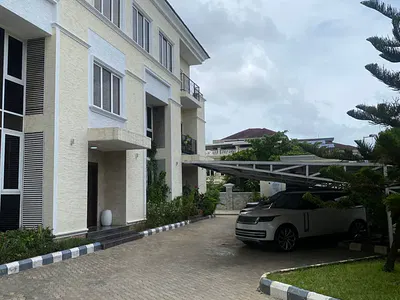 4-Bedroom Terrace Duplex with BQ