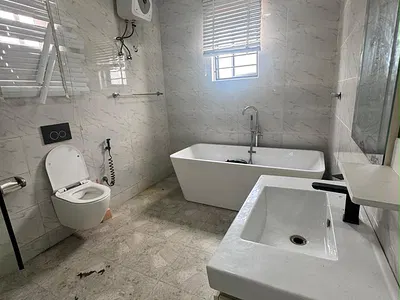 Luxury 4bedroom Penthouse