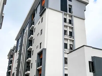 Tastefully Finished 2 Bedroom Flat