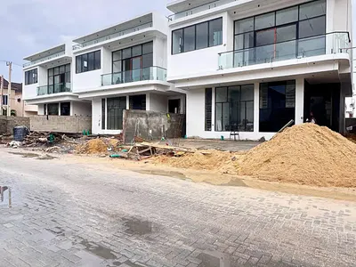 Newly Built 4-Bedroom Fully Detached Duplex