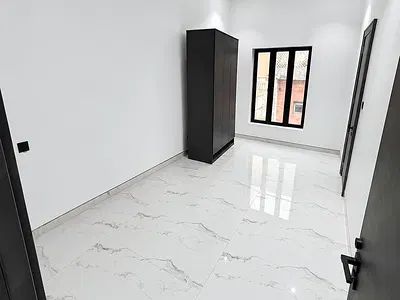 One Bedrooms and Parlor