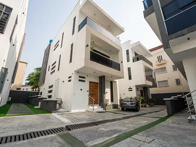 Luxuriously Furnished 4bedroom Detached House with BQ Swimming