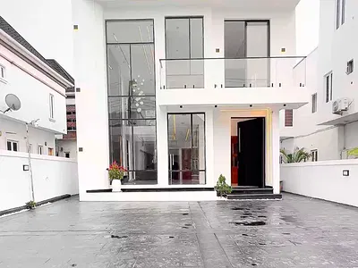 5bedrokm Detached Duplex with BQ, Swimming Pool for Sale