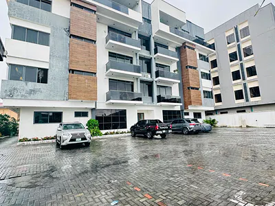 Modern 3 Bedroom Apartment with BQ