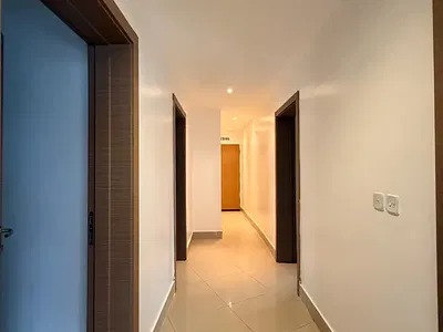 Spacious 4 Bedroom Apartment with Pool & City Views*