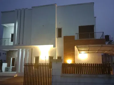 Fully Furnished 4 Bedrooms and 3 Bedroom Detached Duplex