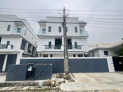 4 Bedrooms Semi-Detached Duplex (2 Units)