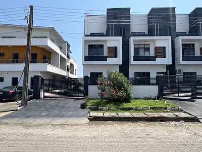 5 - Bedrooms Terrace Duplex for Sale