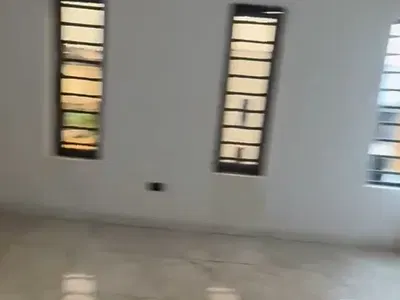 Newly Built 2 Bedroom Upflat