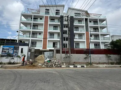 Luxury Brand New 4 Bedroom Maisonette
