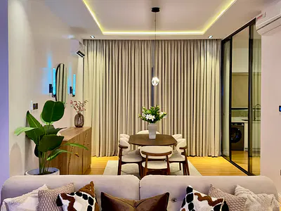 2 Bedrooms Apartment