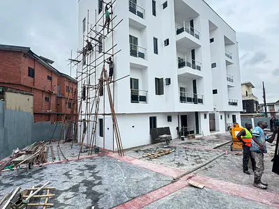 Beautifully Built 3 Bedroom Apartment with Spacious Living Room