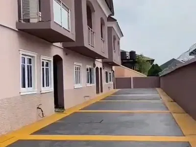4 Bedroom Terrace