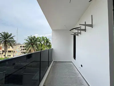 Luxury 3bedroom Apartment